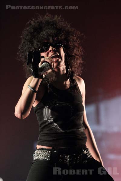 SHAKA PONK - 2012-06-23 - PARIS - Hippodrome de Longchamp - Sofia Samaha Achoun